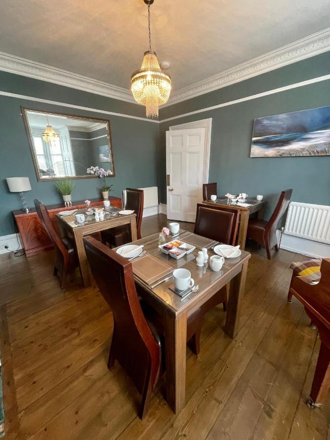 Crown House Hotel Inverness Eksteriør billede